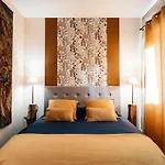 Logis De La Motte Féodale