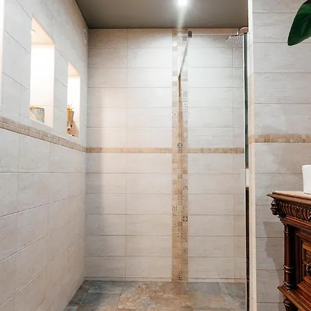 La Motte Feodale Luxury Medieval Manor Rated 5 Stars In Normandy *