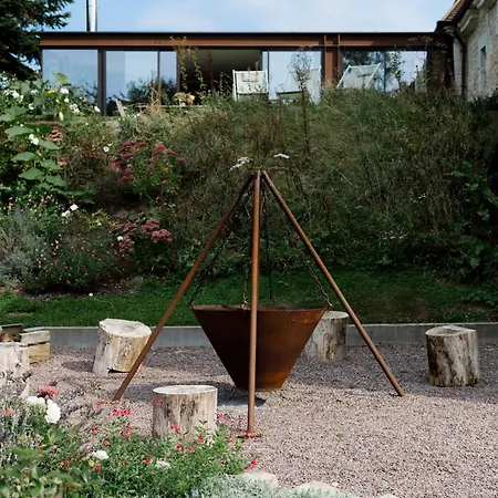 Willa La Motte Feodale Luxury Medieval Manor Rated 5 Stars In Normandy