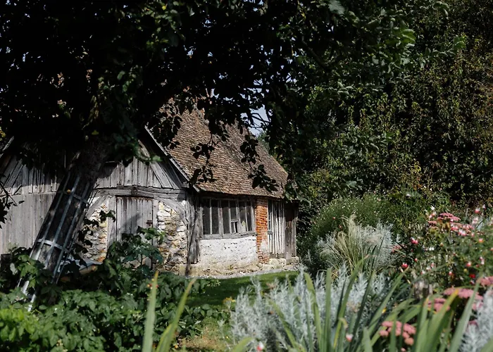 La Motte Feodale Luxury Medieval Manor Rated 5 Stars In Normandy *